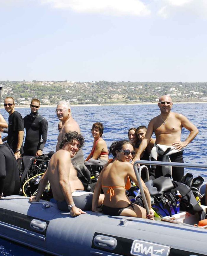 escursioni in gommone torre vado